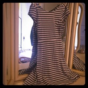 Xs old navy grey and white dress above knee